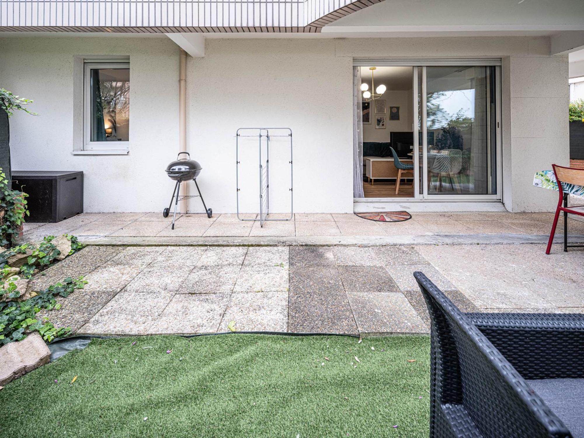 Appartement Cocooning En Centre-Ville - Residence Le Colisee Ermont Exterior photo