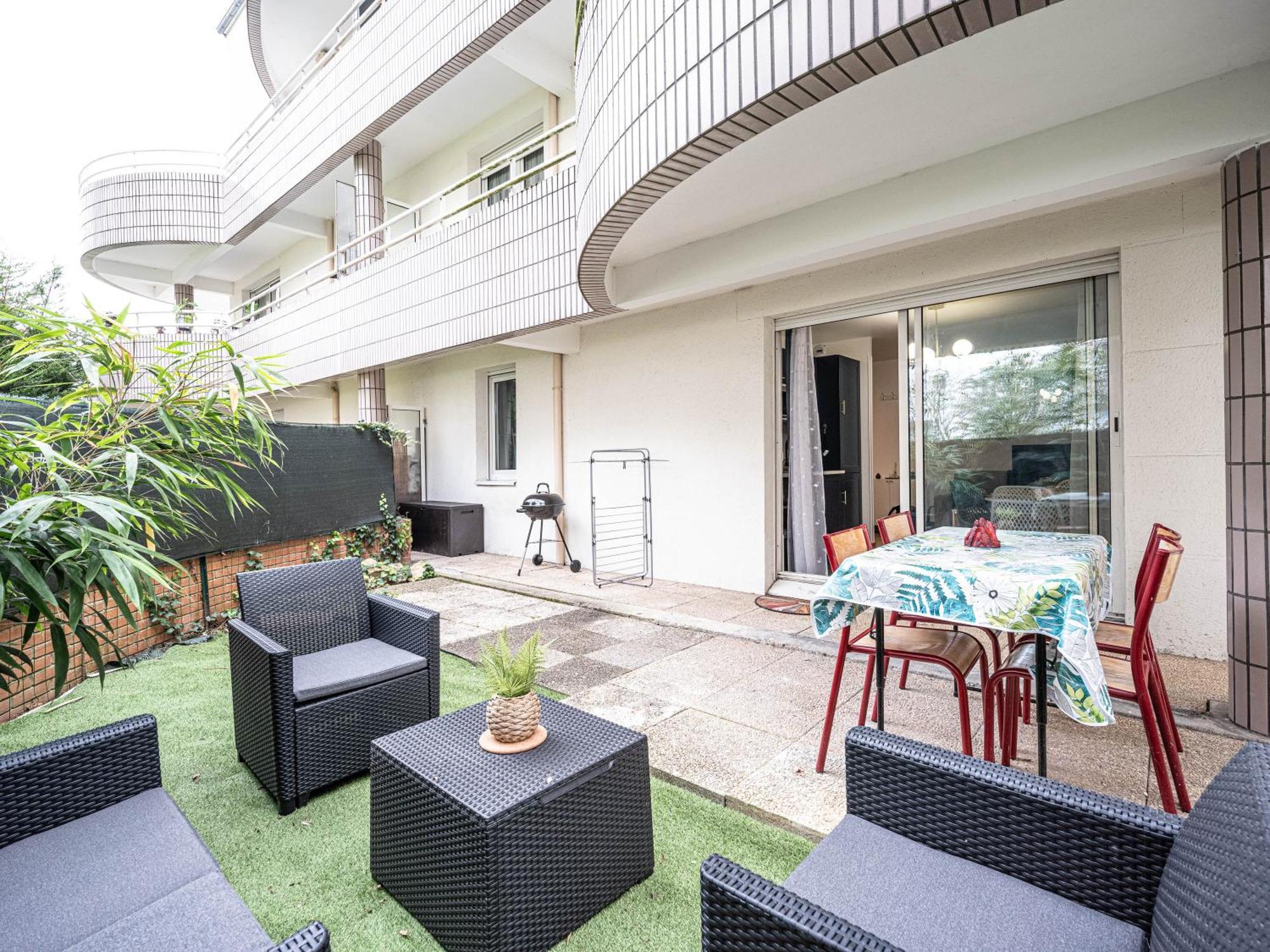 Appartement Cocooning En Centre-Ville - Residence Le Colisee Ermont Exterior photo